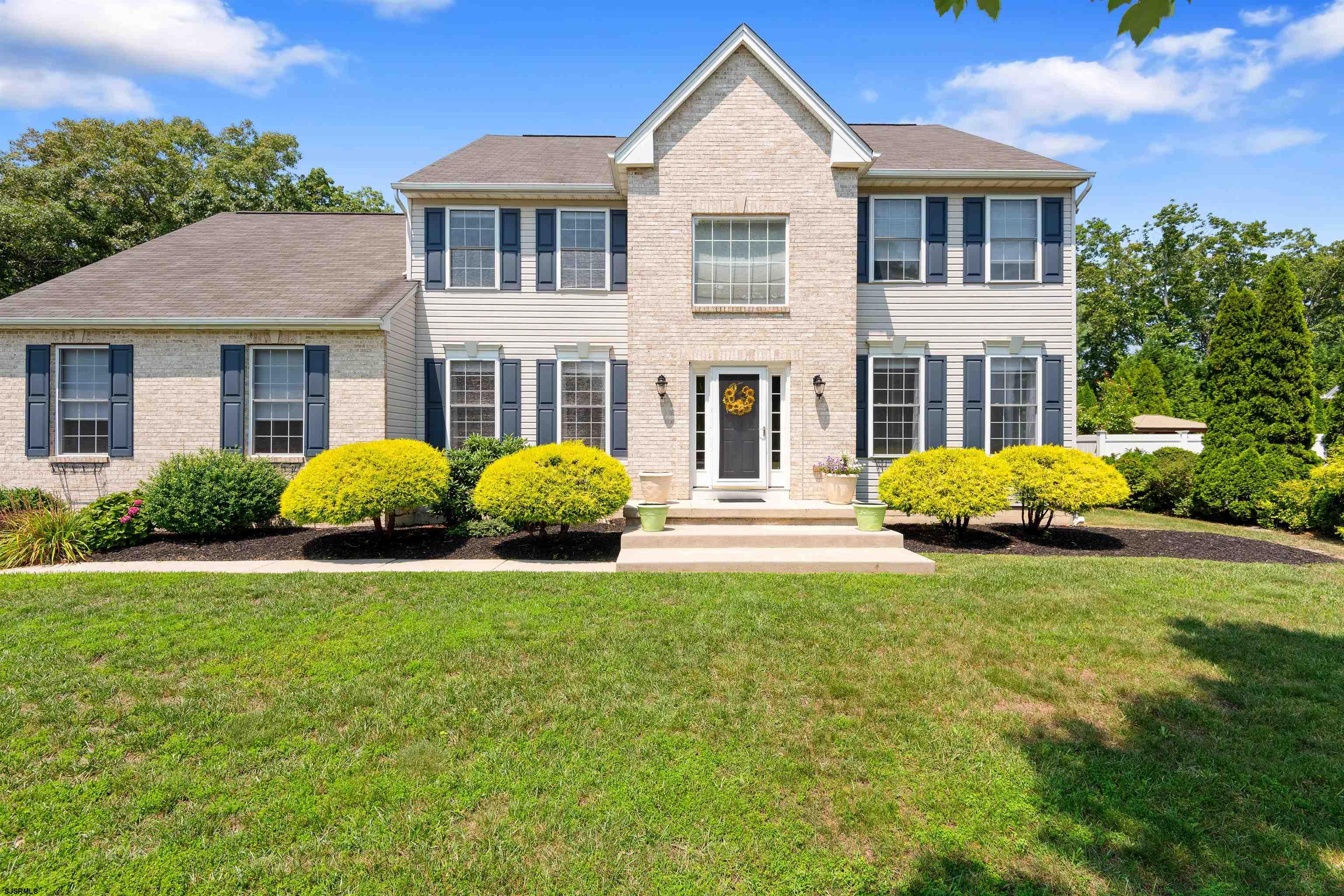 Aurora Dr, Egg Harbor Township, NJ 08234