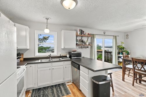 621 Ennen Dr, Rapid City, SD, 57703-6615 | Card Image