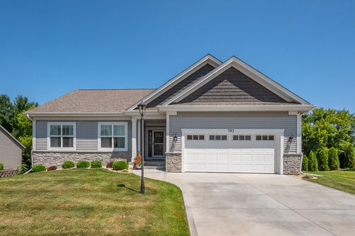 792 Willow Bend Dr, Waterford, WI, 53185-4281 | Card Image