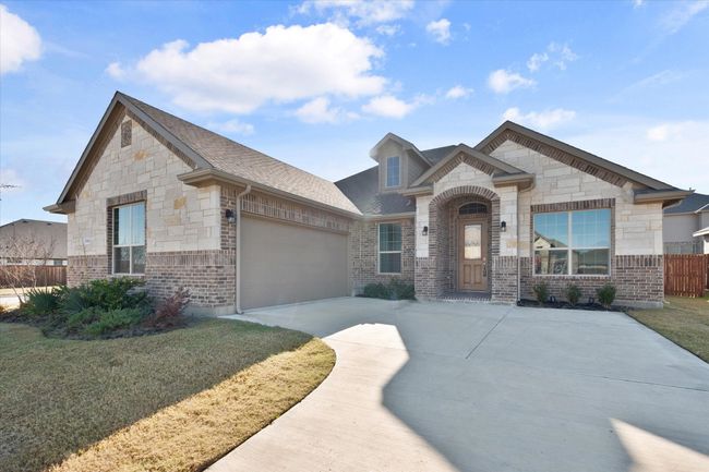 3703 Twin Pines Dr, House other with 4 bedrooms, 3 bathrooms and null parking in Midlothian TX | Image 4