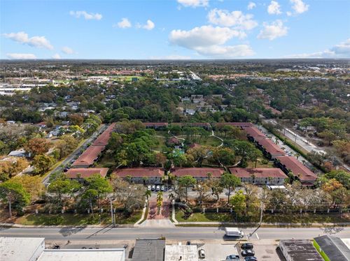 2-930 La Costa Cir, SARASOTA, FL, 34237-3529 | Card Image