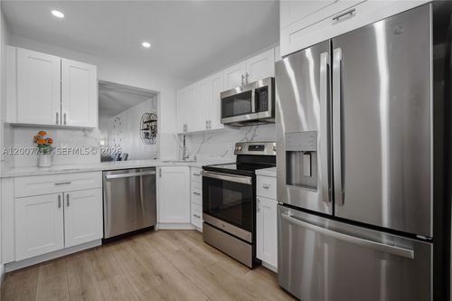 411-2551 Aragon Blvd, Sunrise, FL, 33322-3119 | Card Image