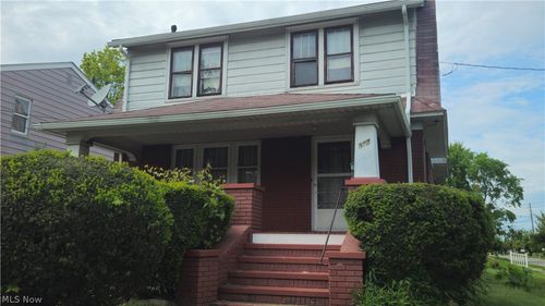 387 E York Street, Akron, OH, 44310 | Card Image