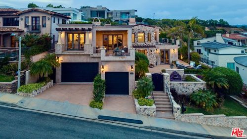 740 Bolsana Dr, Laguna Beach, CA, 92651-4135 | Card Image