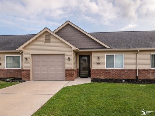 5102 Volterra Dr, Monroe, MI, 48161-4112 | Card Image