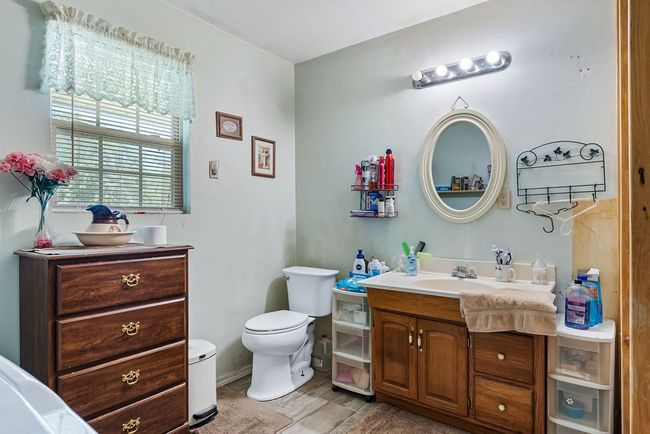 17127 N Highway 94, House other with 2 bedrooms, 2 bathrooms and null parking in Pea Ridge AR | Image 18