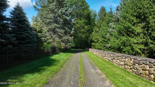 173 Adams Ln, New Canaan, CT, 06840-6004 | Card Image