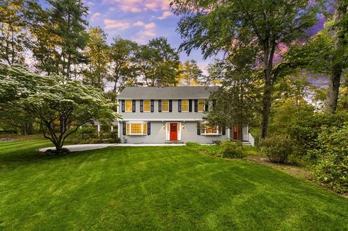 18 Isaac Davis Rd, Concord, MA, 01742-1512 | Card Image
