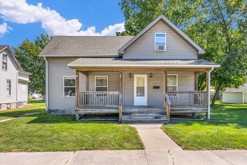 335 S Elm Street, Paxton, IL, 60957 | Card Image