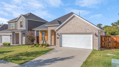 3700 Sw Sunbeam Ave, Bentonville, AR, 72713-6072 | Card Image