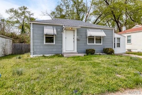 445 Plaza Ave, Ferguson, MO, 63135-2550 | Card Image