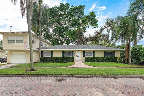 4100 Central Ave, ST PETERSBURG, FL, 33711-1113 | Card Image