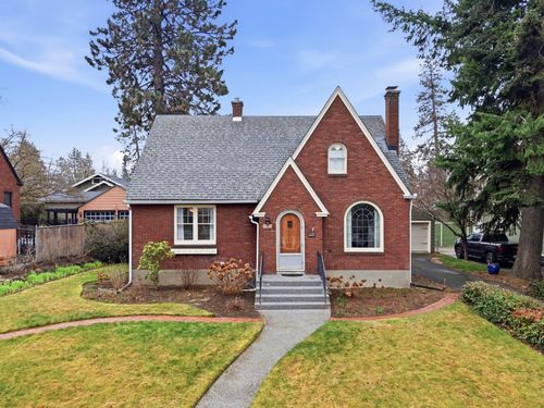 811 W 24th Ave, Spokane, WA, 99203-1971 | Card Image