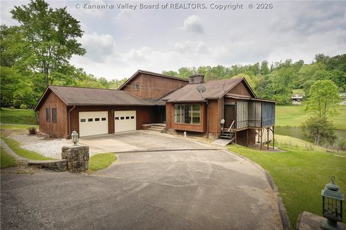 274 Pioneer Lane, Charleston, WV, 25312 | Card Image
