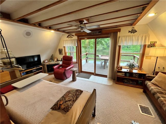 688 North Tunnel Rd, House other with 2 bedrooms, 1 bathrooms and 8 parking in Kennerdell PA | Image 31