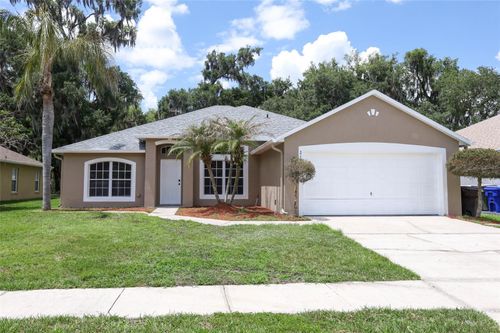 2106 The Oaks Blvd, Kissimmee, FL, 34746-3810 | Card Image