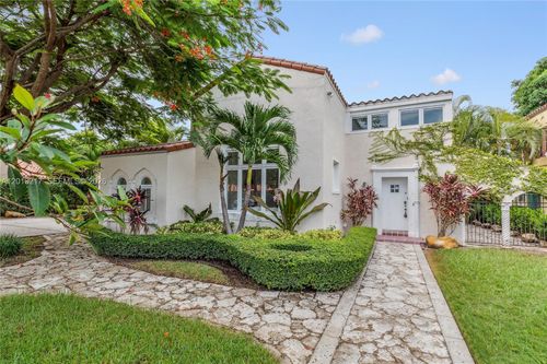 319 Mendoza Ave, Miami, FL, 33134-3838 | Card Image