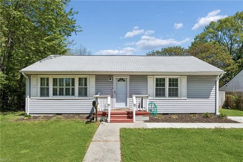 30 Rugby Rd, Newport News, VA, 23606-3155 | Card Image