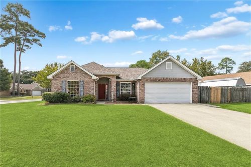 1005 Mcbeth Ct, Slidell, LA, 70461-4536 | Card Image