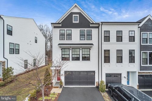 42240 Graves Mountain Ter, CHANTILLY, VA, 20152-3261 | Card Image