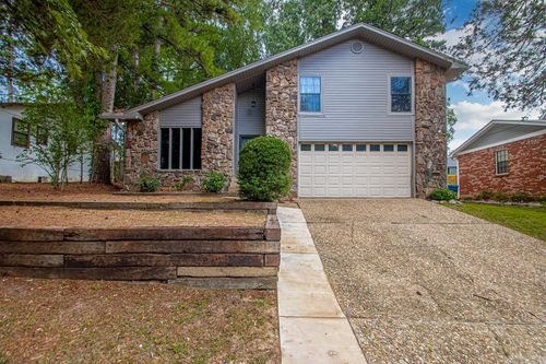 8615 Kennesaw Mountain Dr, Mabelvale, AR, 72103-2166 | Card Image