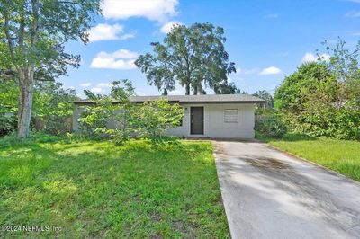 10652 Craig Drive, House other with 3 bedrooms, 1 bathrooms and null parking in Jacksonville FL | Image 2