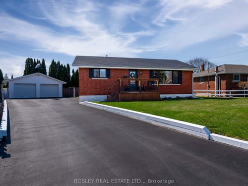 423 Grantham Ave, St Catharines, ON, L2M3H9 | Card Image