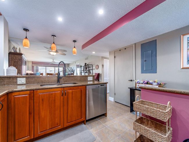 APT-800 - 51 Island Way, Condo with 2 bedrooms, 2 bathrooms and null parking in CLEARWATER BEACH FL | Image 9