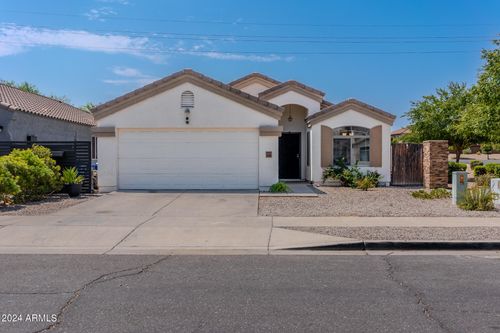 3145 W Huntington Dr, Phoenix, AZ, 85041-4338 | Card Image