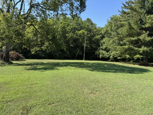 250 Breeze Inn Rd, Castalian Springs, TN, 37031-5609 | Card Image