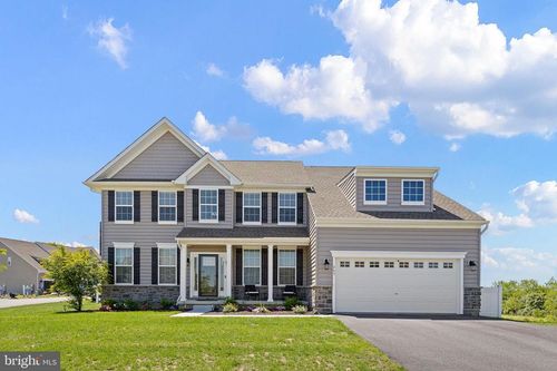 663 Gordon House Way, MIDDLETOWN, DE, 19709-9976 | Card Image