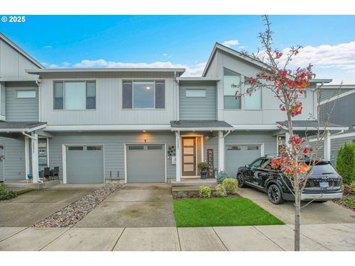 12467 Se Water Drop Way, Happy Valley, OR, 97086-4379 | Card Image
