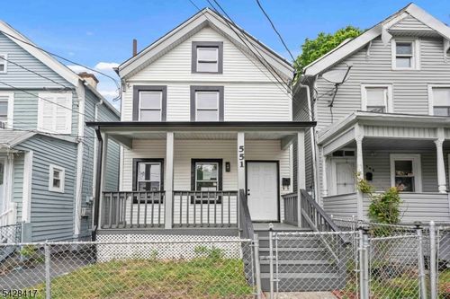 551 Christopher St, Orange, NJ, 07050-1201 | Card Image