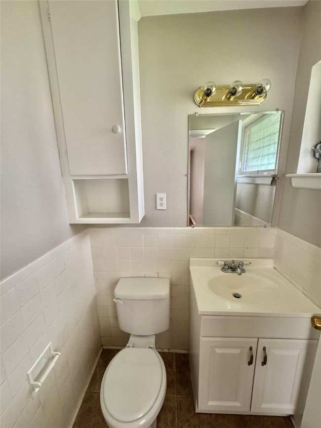 2358 Inadale Ave, House other with 3 bedrooms, 2 bathrooms and null parking in Dallas TX | Image 9