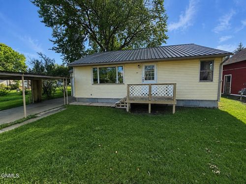 309 N 3rd St, New Salem, ND, 58563-4012 | Card Image