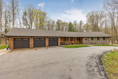 1 Beech Tree Lane, Stouffville, ON, L4A3G8 | Card Image