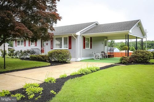 19 Merritt Ave, Bridgeton, NJ, 08302-4121 | Card Image