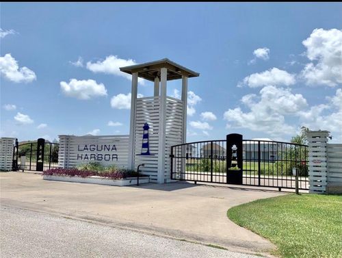 1804 Laguna Harbor Cove Blvd, Port Bolivar, TX, 77650 | Card Image