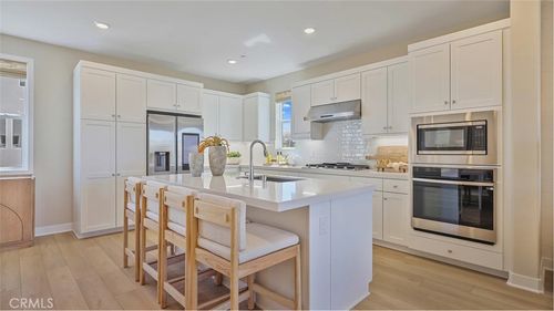 27574 Prarie Way, Valencia, CA, 91381-1788 | Card Image