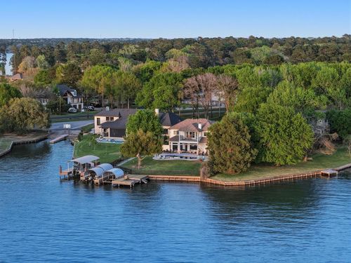 13991 Jbk Memorial Dr, Willis, TX, 77318-4493 | Card Image