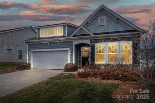 131 E Northstone Rd, Mooresville, NC, 28115-9713 | Card Image