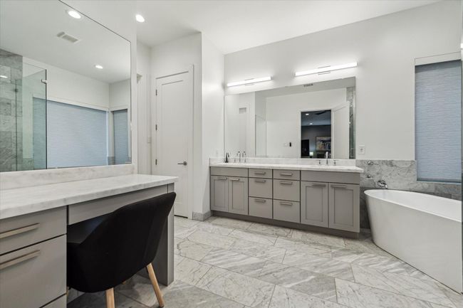 1010 Waltway Dr, House other with 5 bedrooms, 6 bathrooms and 2 parking in Houston TX | Image 26