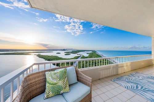 apt-22d-5550 N Ocean Dr, Riviera Beach, FL, 33404-2523 | Card Image