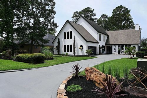 38 Fairway Park, Montgomery, TX, 77356-8377 | Card Image