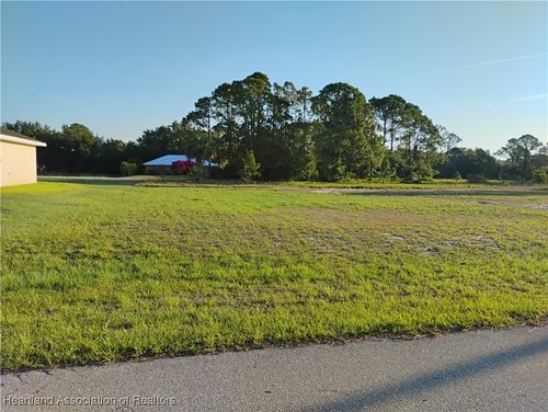 338 Sunshine Ave, Lake Placid, FL, 33852-8703 | Card Image