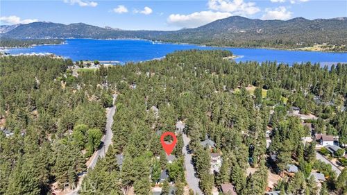 41659 Mockingbird Dr, Big Bear Lake, CA, 92315-2125 | Card Image