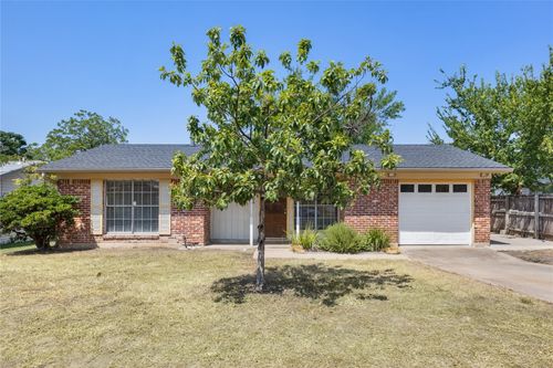 6906 Miranda Dr, Austin, TX, 78752-3120 | Card Image