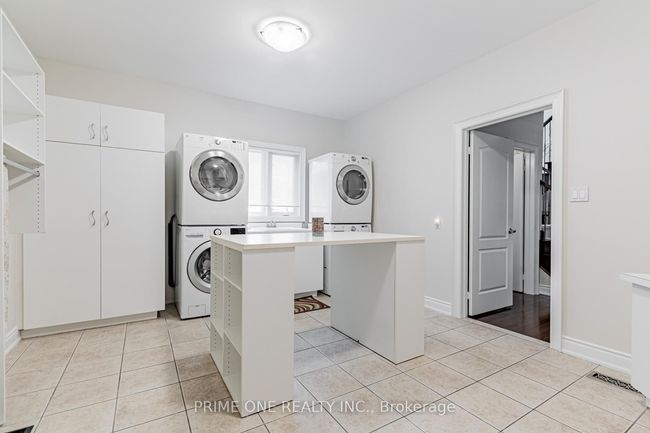19 Ridgestone Dr, House other with 6 bedrooms, 5 bathrooms and 6 parking in Richmond Hill ON | Image 22