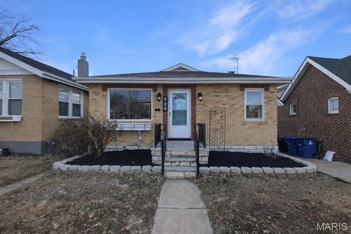 826 Catskill Dr, Saint Louis, MO, 63125-2512 | Card Image