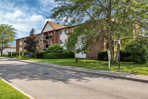 1 Robert St, Arnprior, ON, K7S3N1 | Card Image